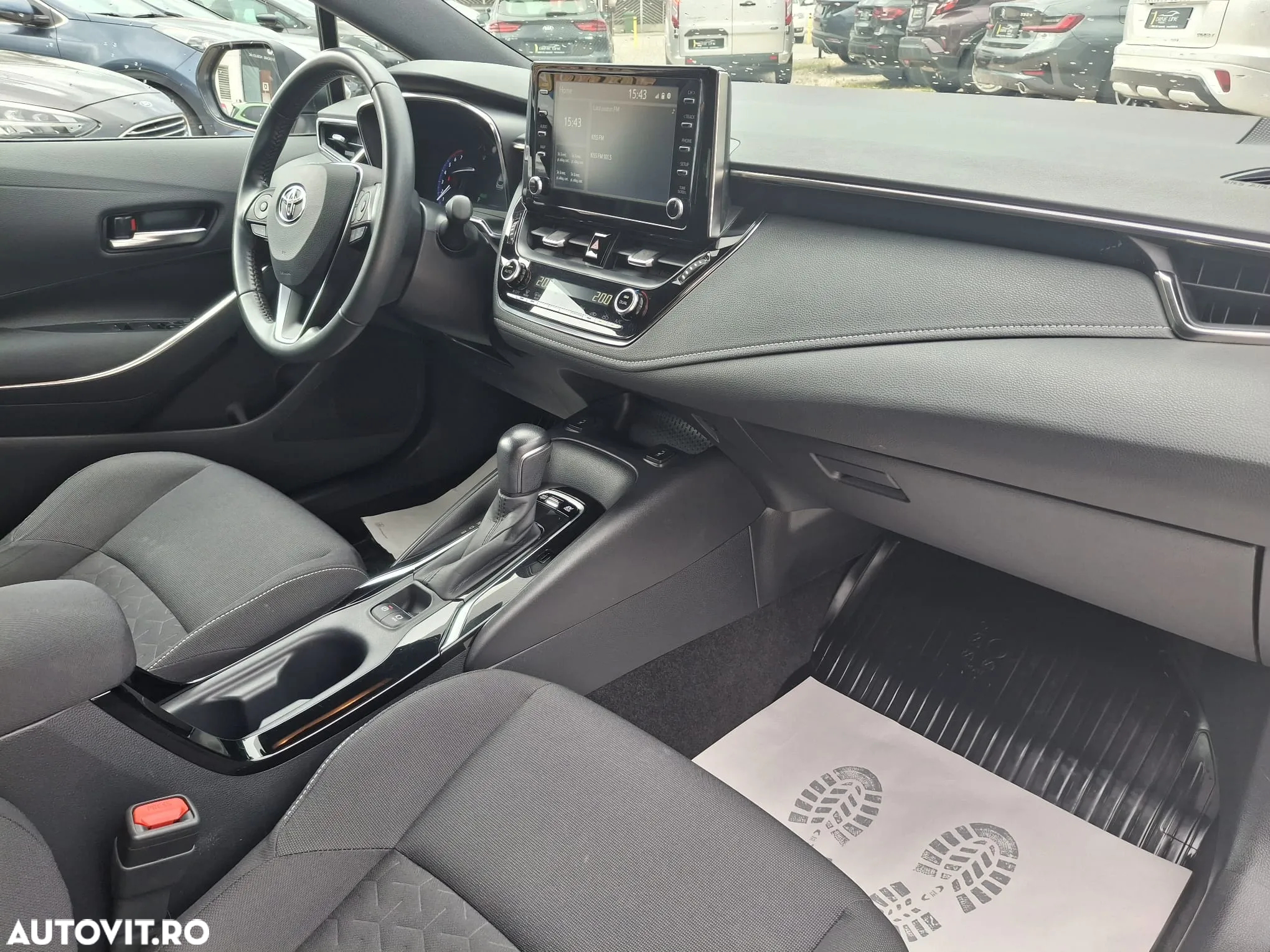 Toyota Corolla 1.8 HSD Dynamic - 16