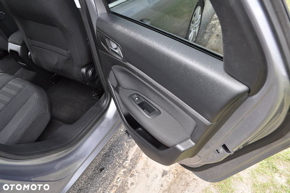 Peugeot 308 1.6 BlueHDi Allure S&S - 18