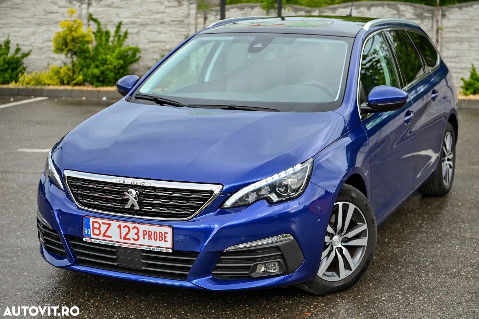 Peugeot 308 - 1