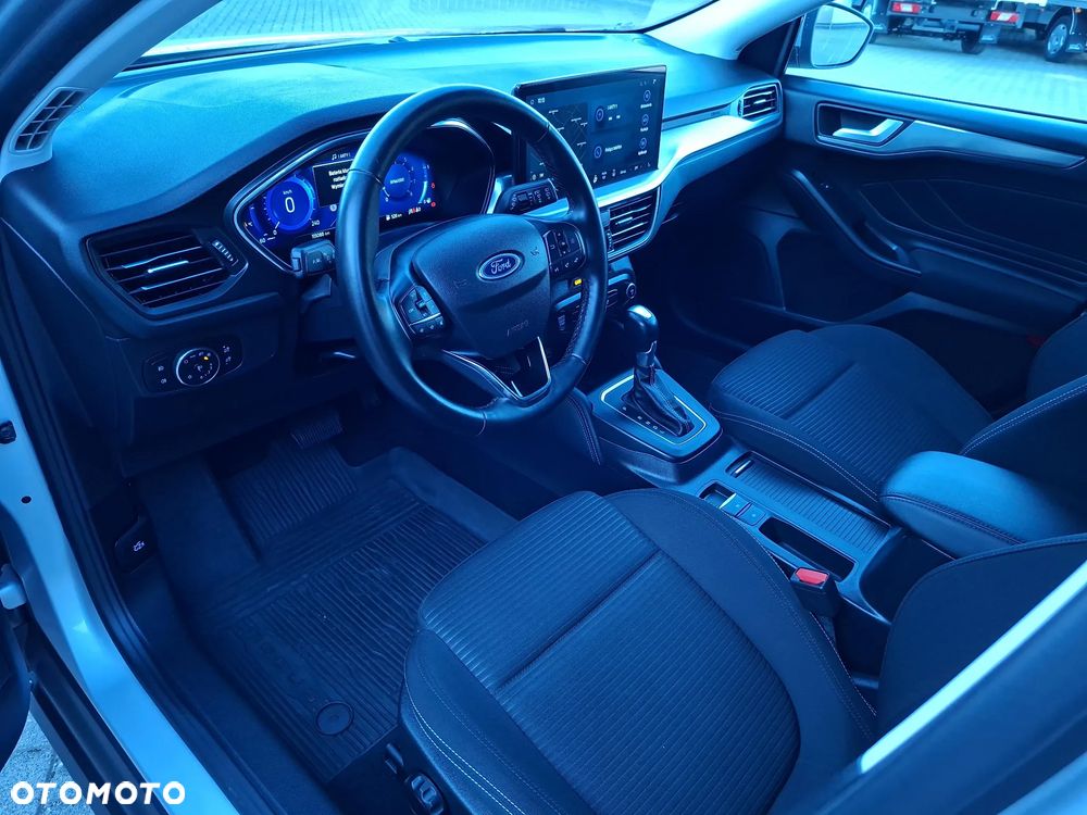 Ford Focus 1.0 EcoBoost Hybrid TITANIUM X - 8