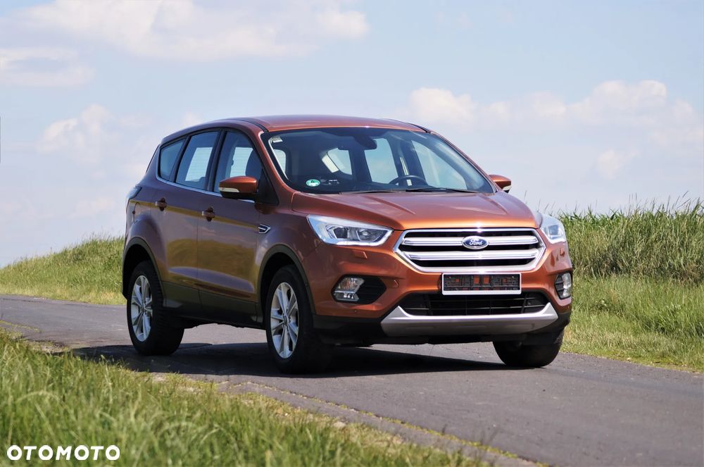 Ford Kuga - 1