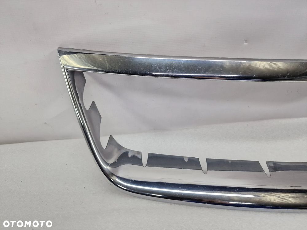 VW TOUAREG 7L6 LIFT 05- RAMKA / ATRAPA / GRILL PRZEDNI PRZÓD , NR 7L6853761 , NR AUKCJI GL293 - 2