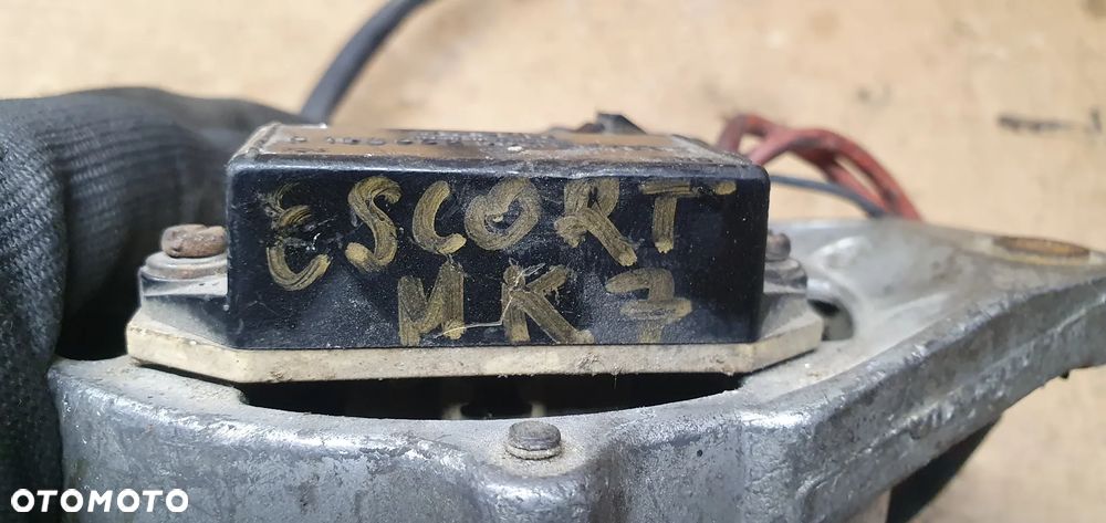 Alternator prądnica Ford Escort MK7 0120489805 - 9