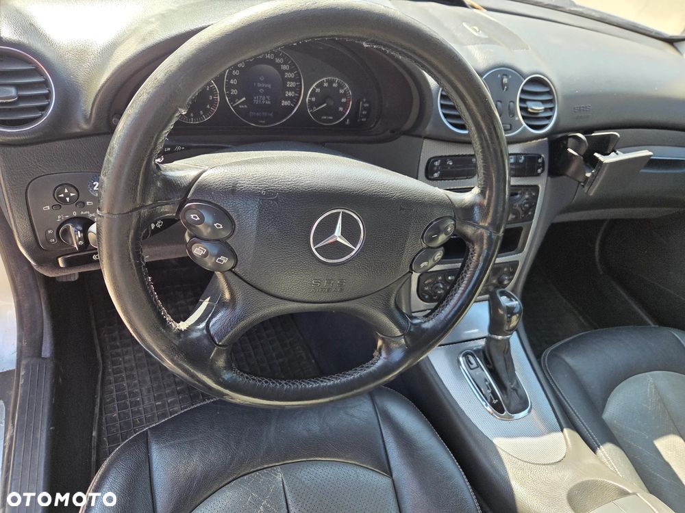 Mercedes-Benz CLK - 7