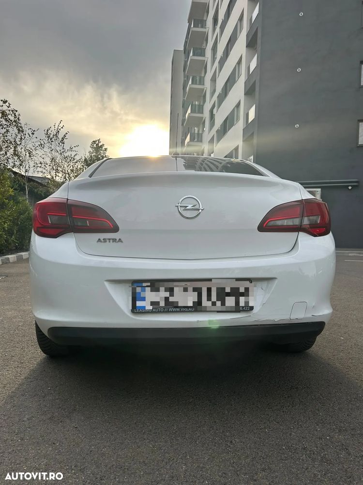 Opel Astra - 2