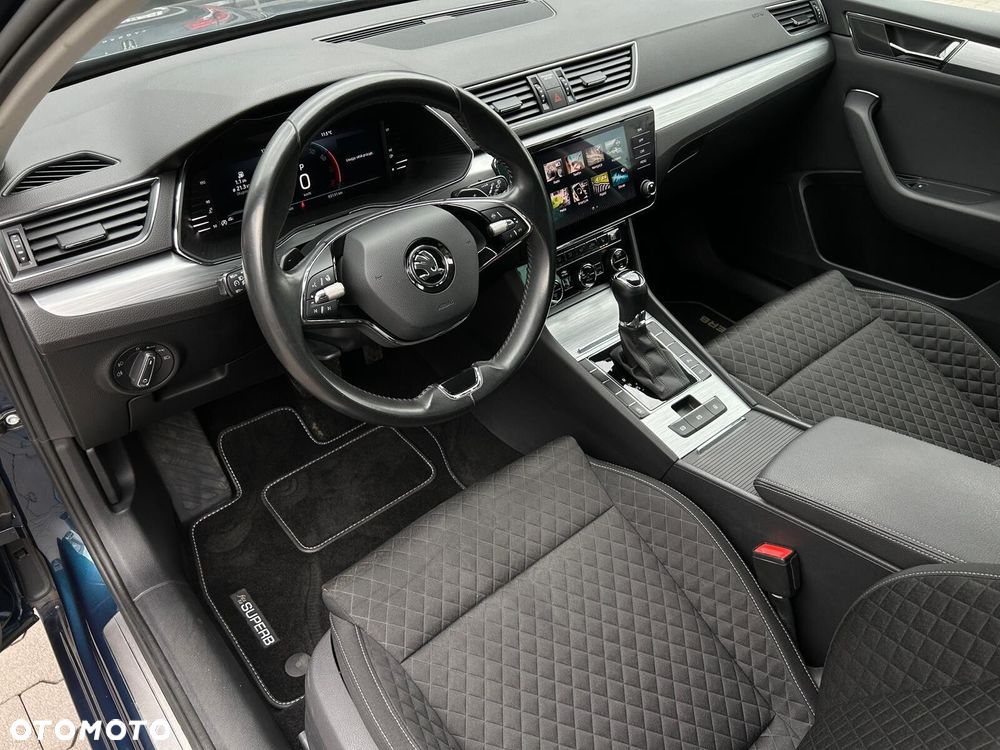 Skoda Superb 1.5 TSI Ambition DSG - 8