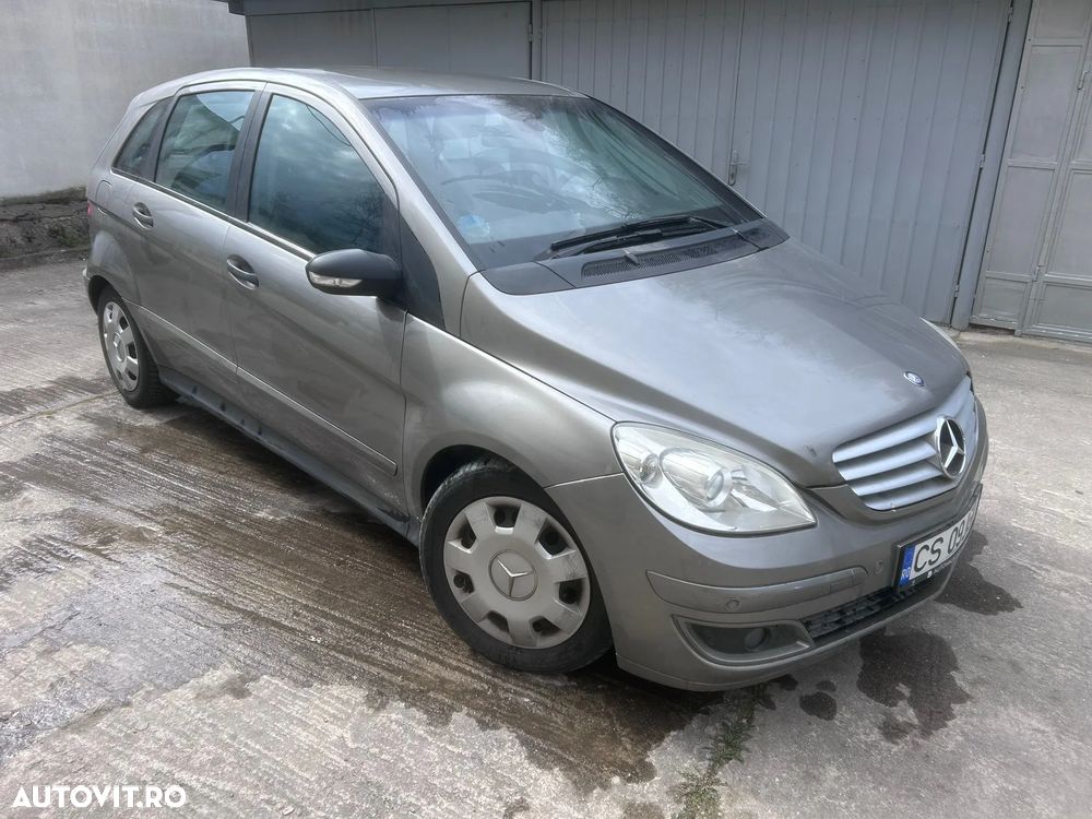 Mercedes-Benz B 180 CDI - 2