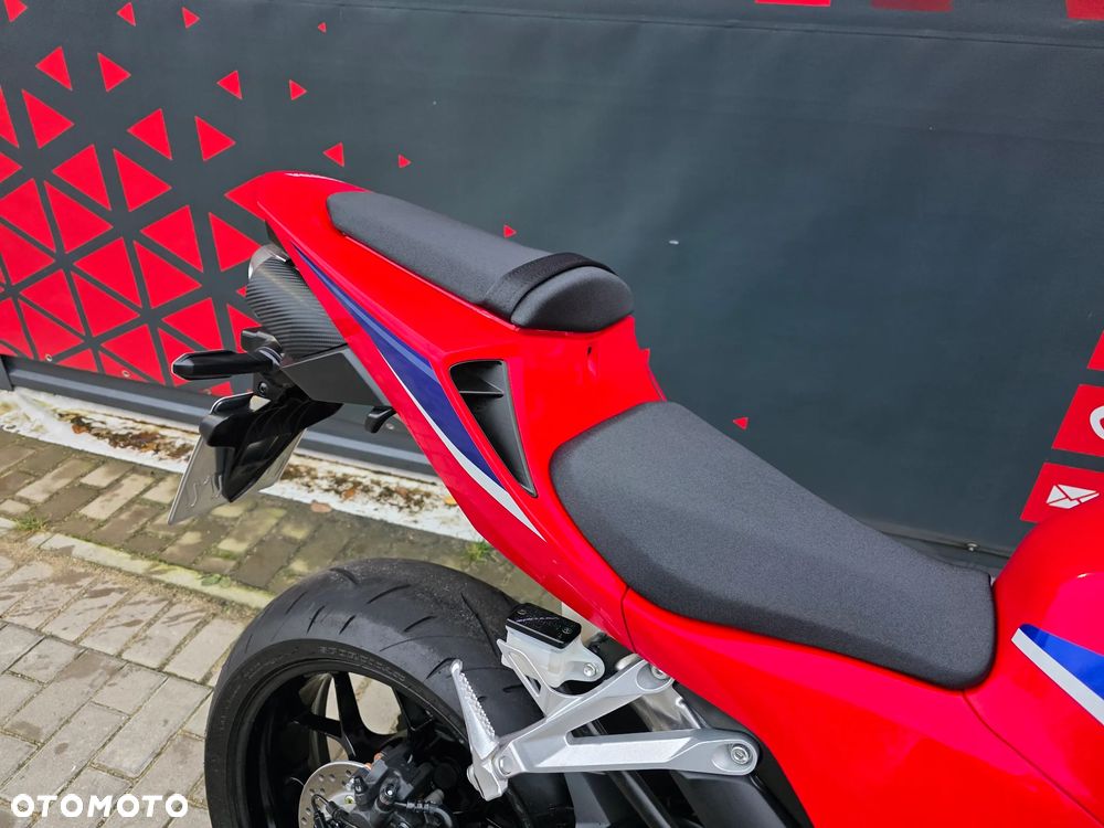 Honda CBR - 23