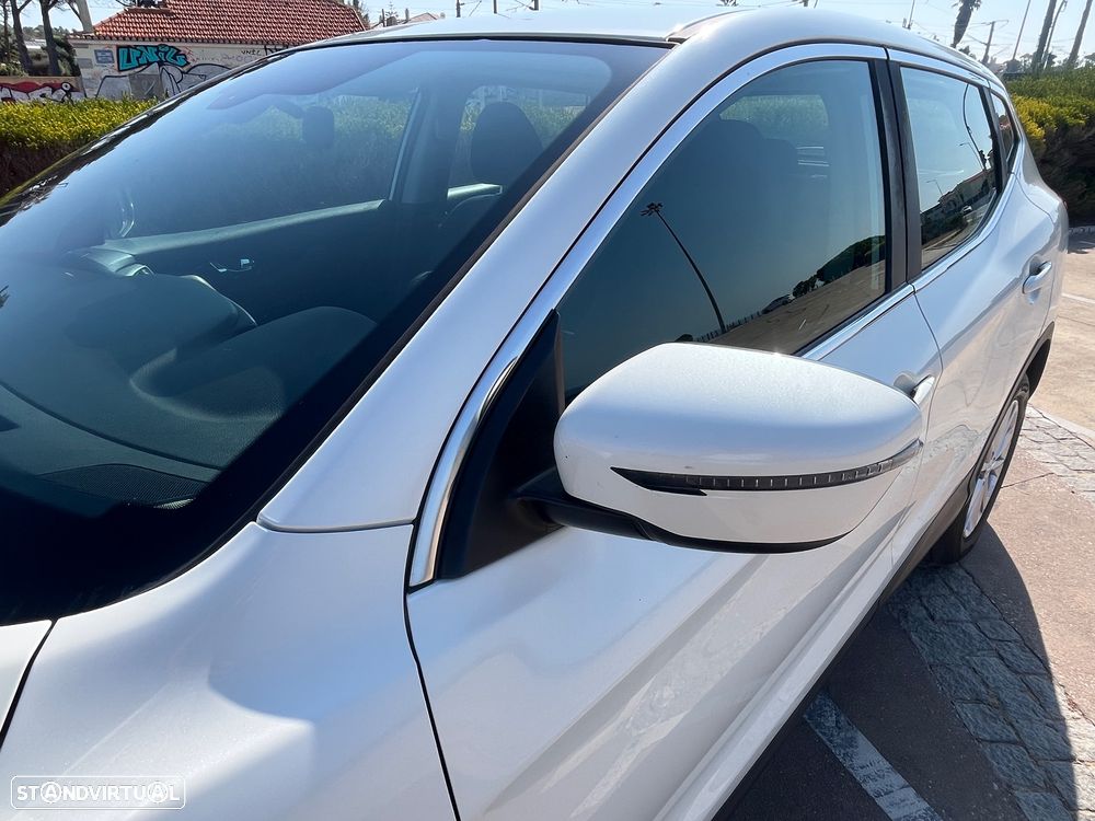 Nissan Qashqai 1.6 dCi Xtronic ACENTA - 5