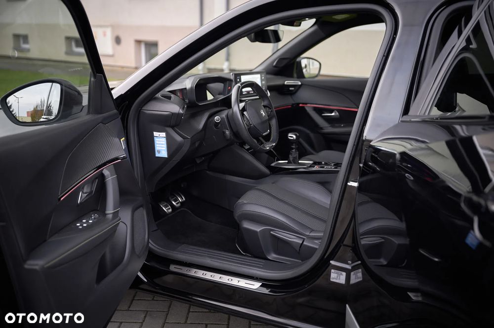 Peugeot 2008 PureTech 130 Stop&Start GT-Line Edition - 26