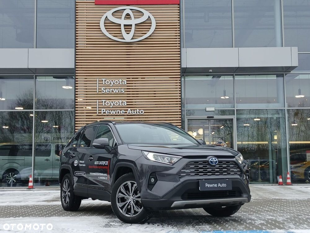Toyota RAV4 - 1