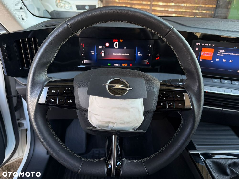 Opel Astra 1.2 T S&S - 10