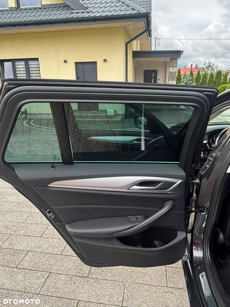 BMW Seria 5 520d Modern Line - 13
