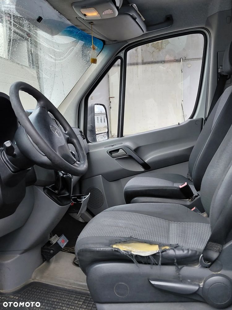 Mercedes-Benz SPRINTER - 7