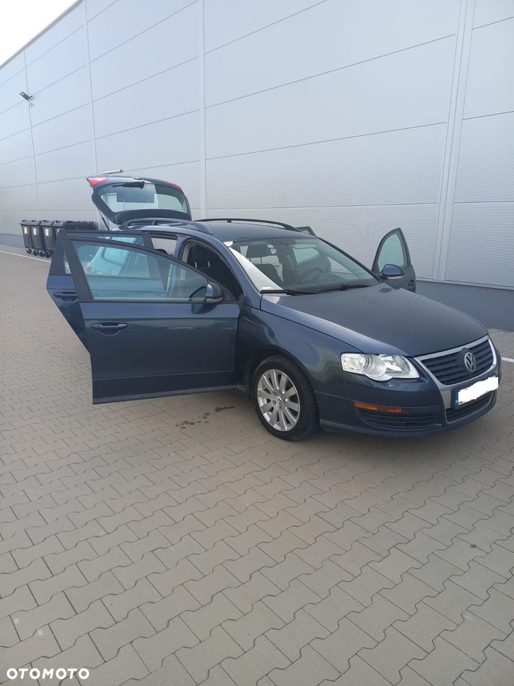 Volkswagen Passat - 20