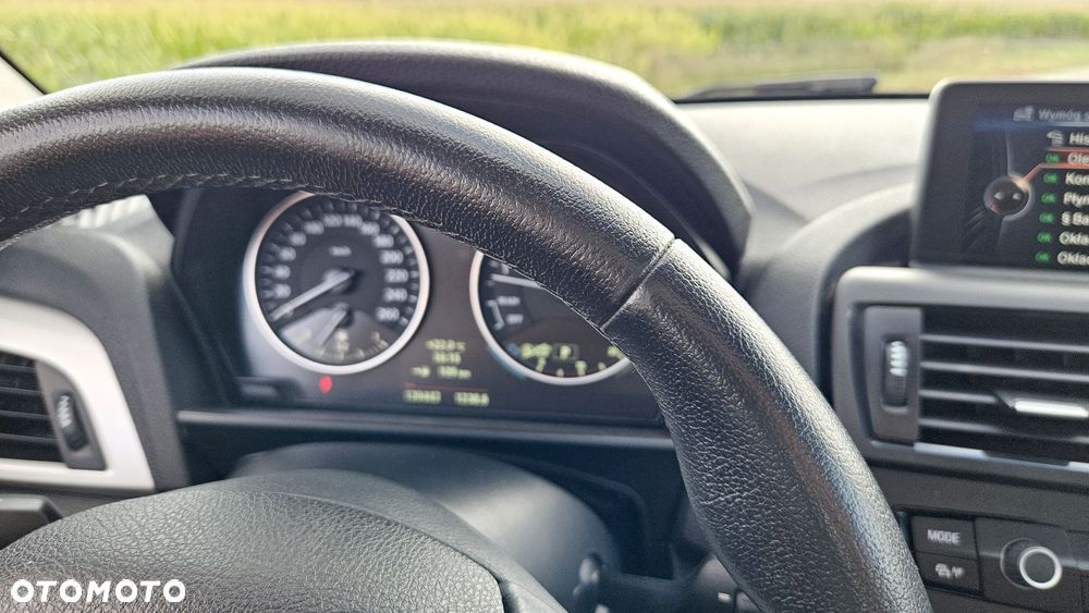 BMW Seria 1 118i Sport Line - 10