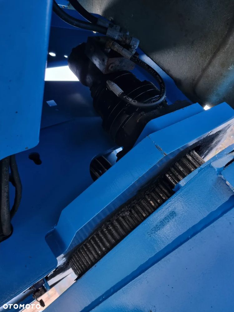 Genie S-45 Zwyżka Podnośnik Teleskopowy terenowy 4x4 wysokość 16 m Silnik DEUTZ jak Nowa IMPORT NORWEGIA 2009r Spalinowo- elektryczna Zadbana. Zero luzów wycieków! Okazja! 2 x Sterowanie maszyną góra i dół - 23