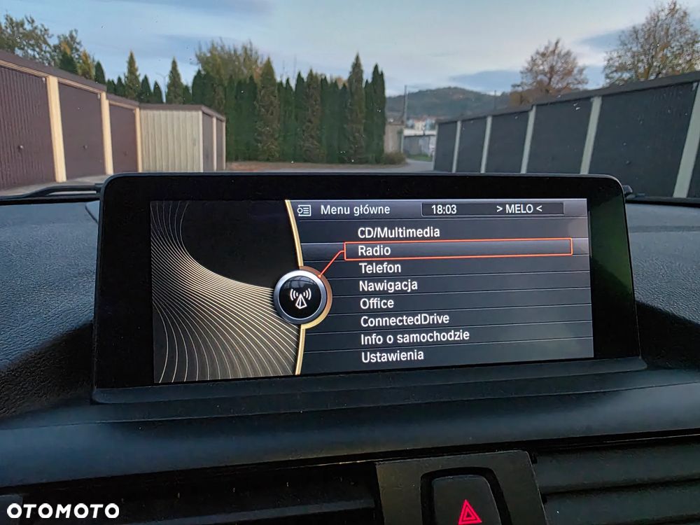 BMW Seria 1 118i Sport Line - 10