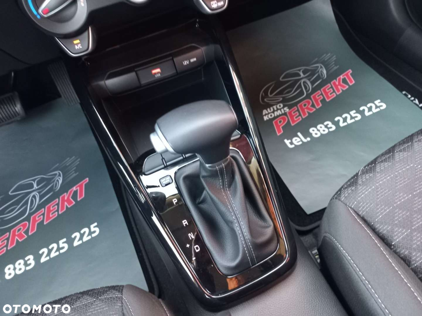 Kia Rio - 23