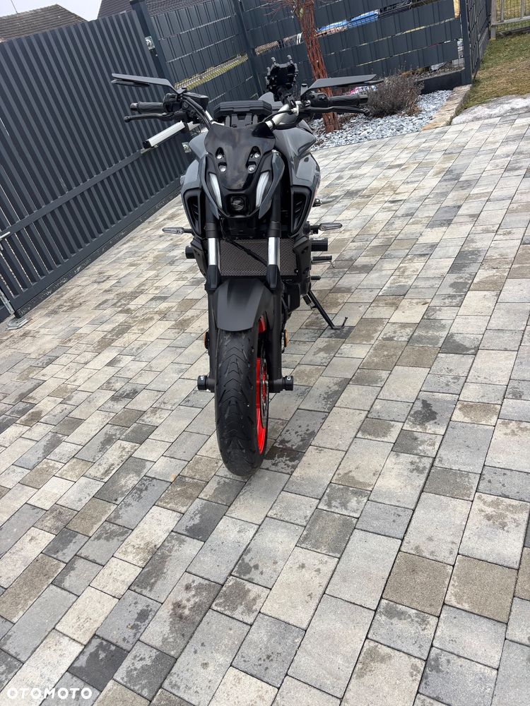 Yamaha MT - 6