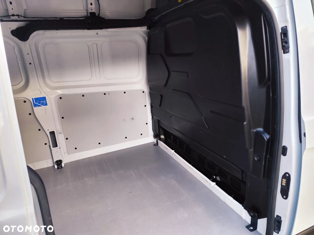 Ford Transit Custom - 14