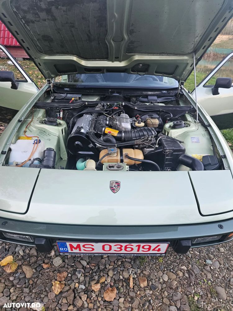 Porsche 924 - 6