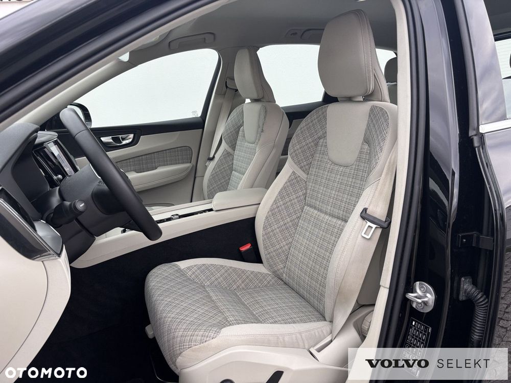 Volvo XC 60 - 8