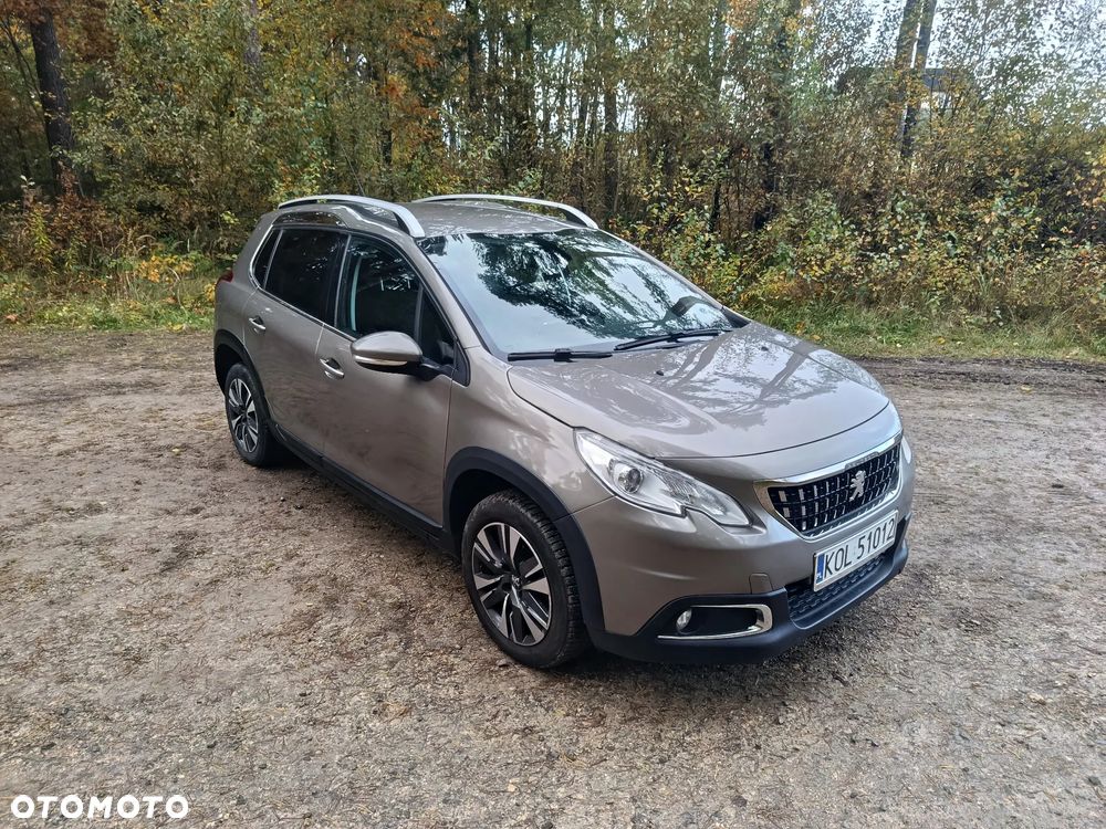 Peugeot 2008 1.2 Pure Tech Allure S&S - 7