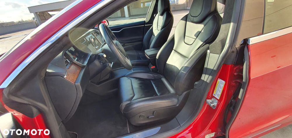 Tesla Model S Long Range Plus - 19
