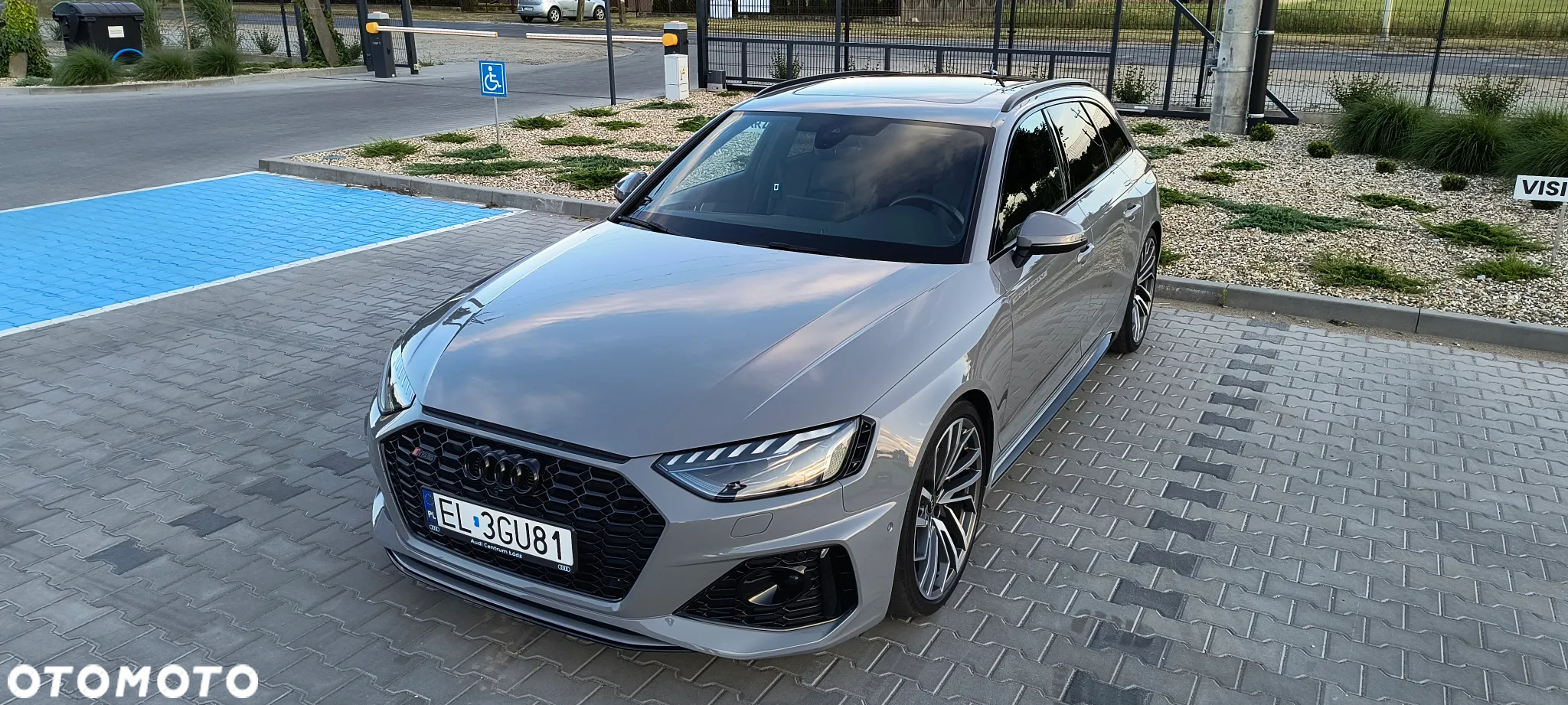 Audi RS4 TFSI Quattro Tiptronic - 8