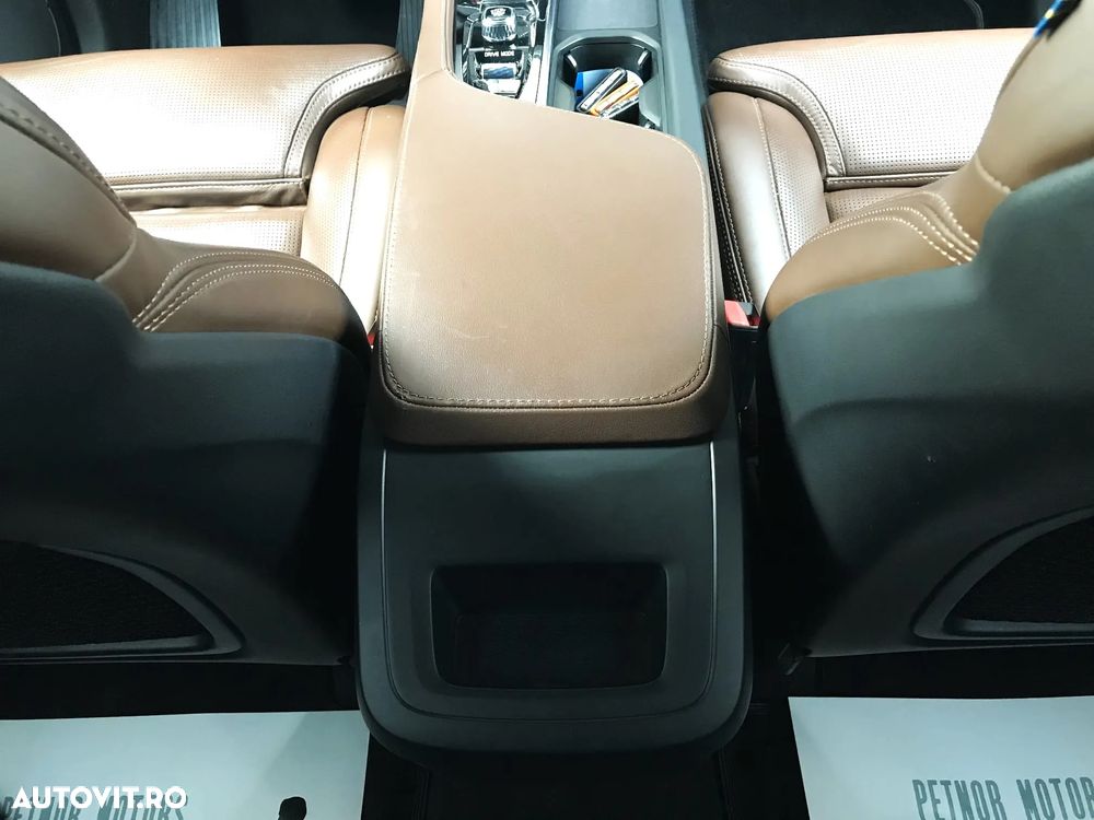 Volvo XC 90 B5 MHEV AWD 5 locuri Inscription - 34