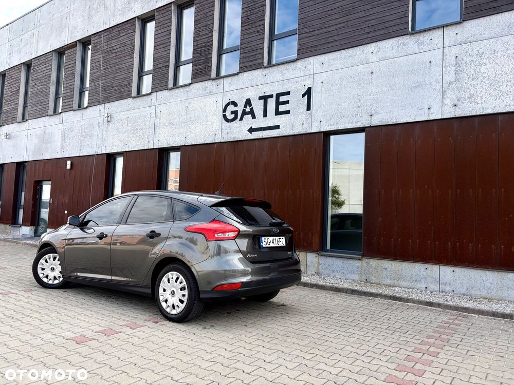 Ford Focus 1.0 EcoBoost 99g Trend - 19