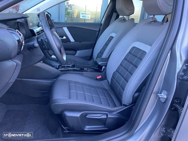 Citroën C4 1.2 Hybrid Plus e-DSC6 - 33