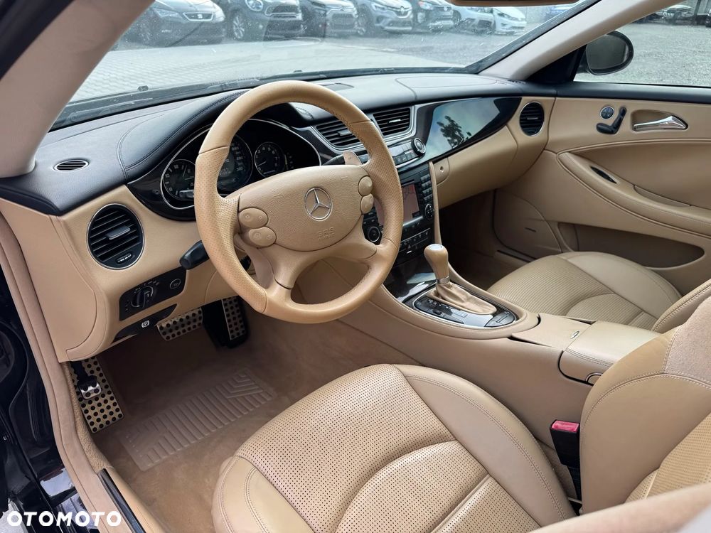Mercedes-Benz CLS 63 AMG 7G-TRONIC - 24