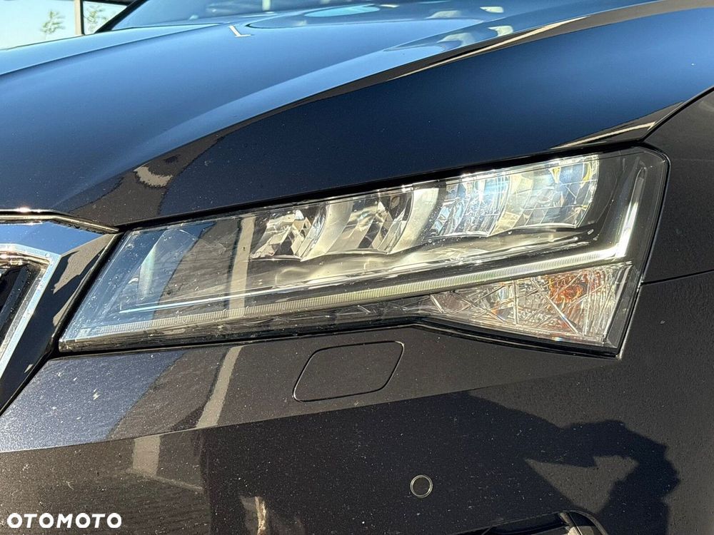 Skoda Superb 2.0 TDI SCR Style DSG - 16