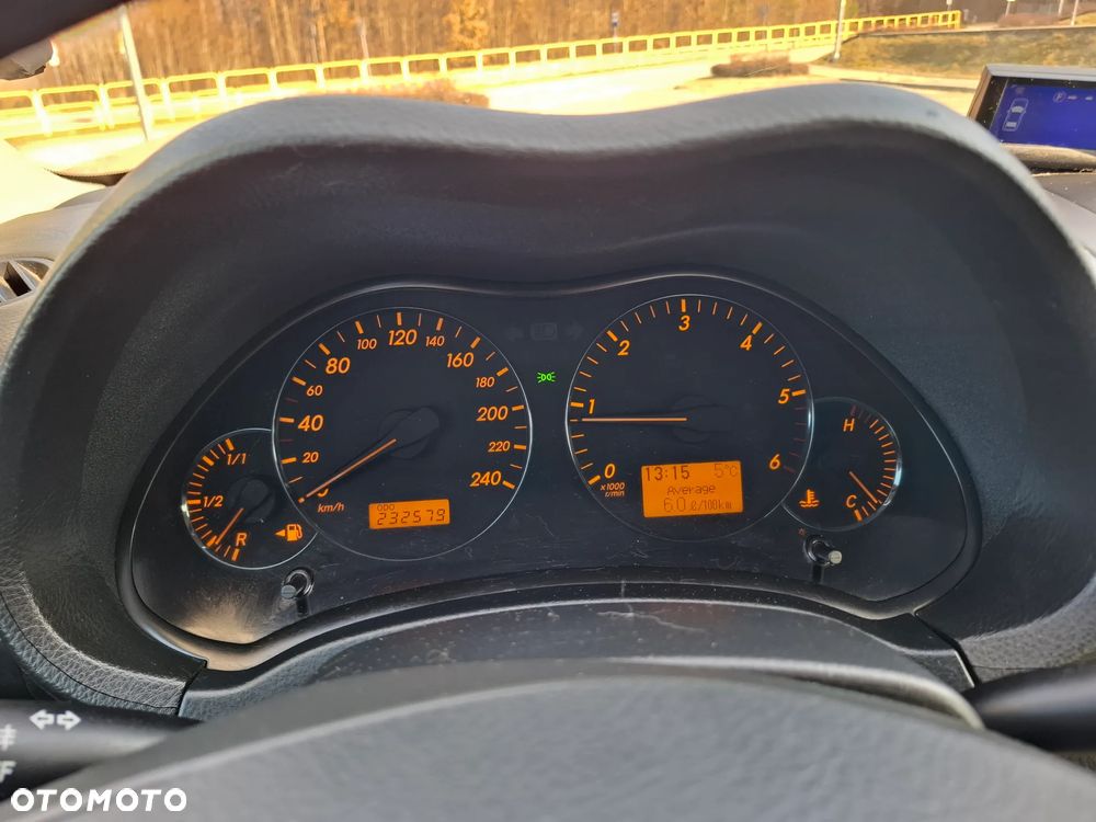 Toyota Avensis 2.0 D-4D Luna - 10