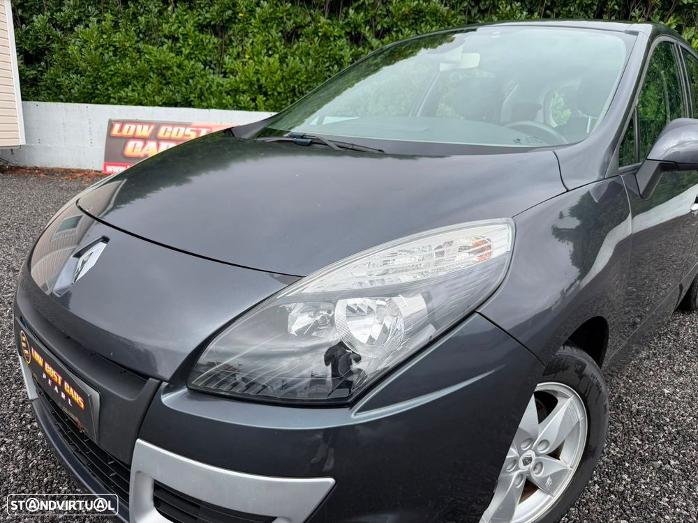 Renault Scénic 1.9 dCi FAP Dynamique - 15