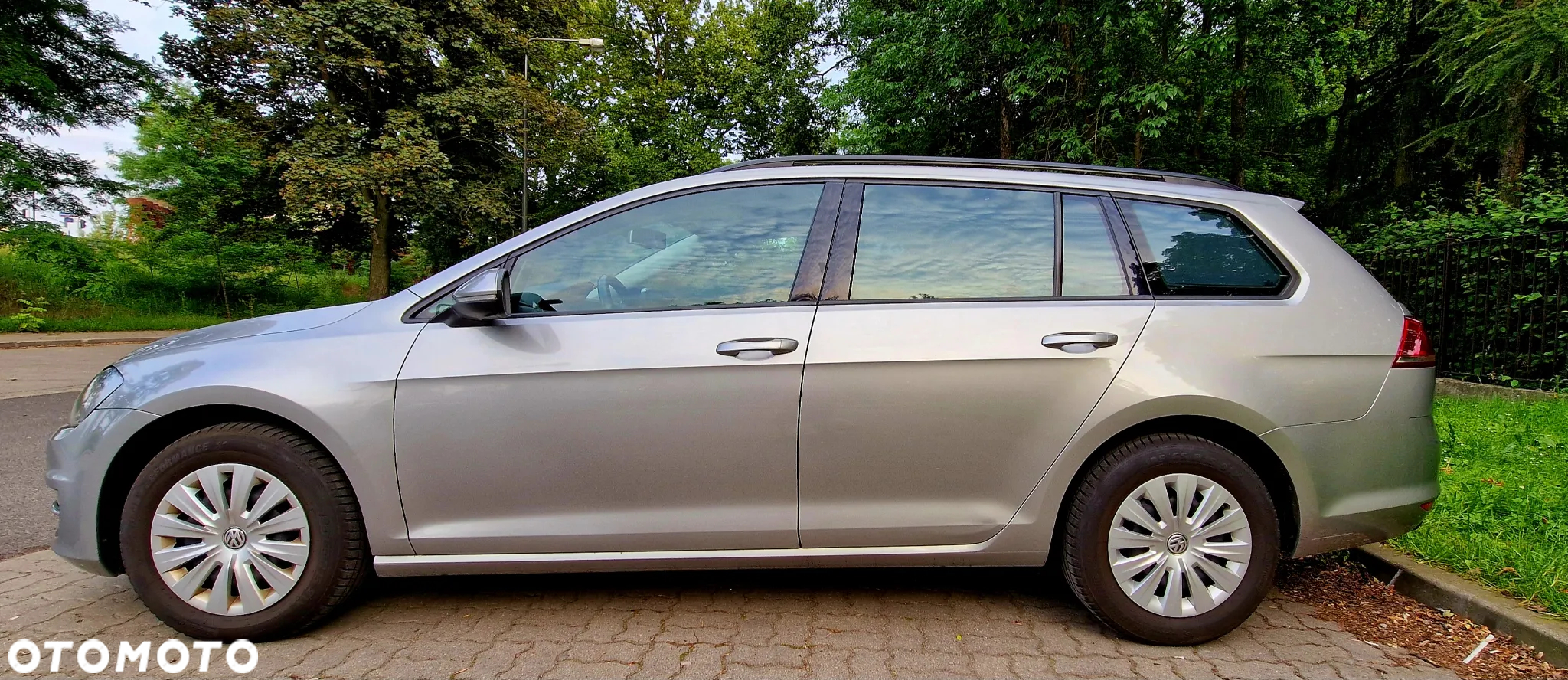 Volkswagen Golf VII 1.6 TDI BMT Trendline - 2