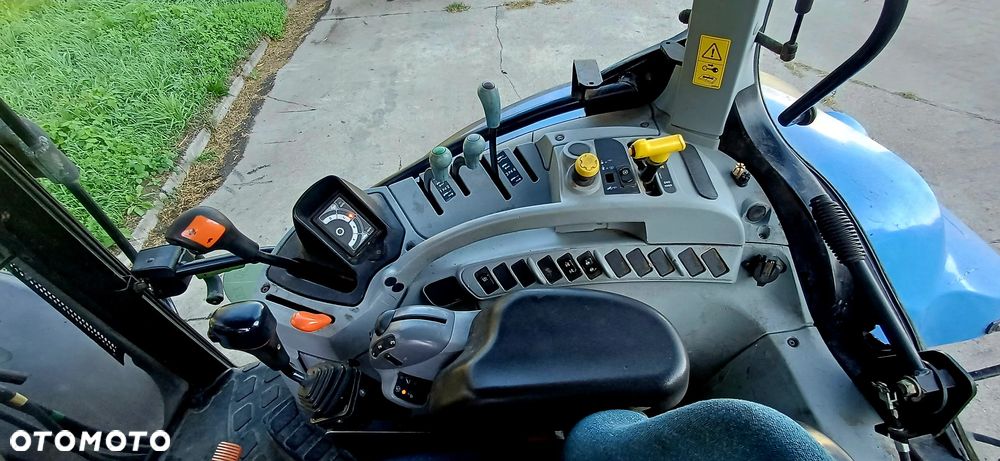 New Holland T6030 - 10