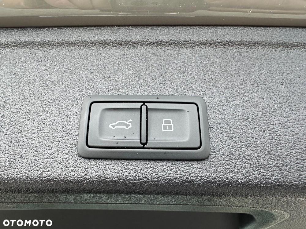 Audi A4 Avant 45 TDI quattro tiptronic edition one - 19