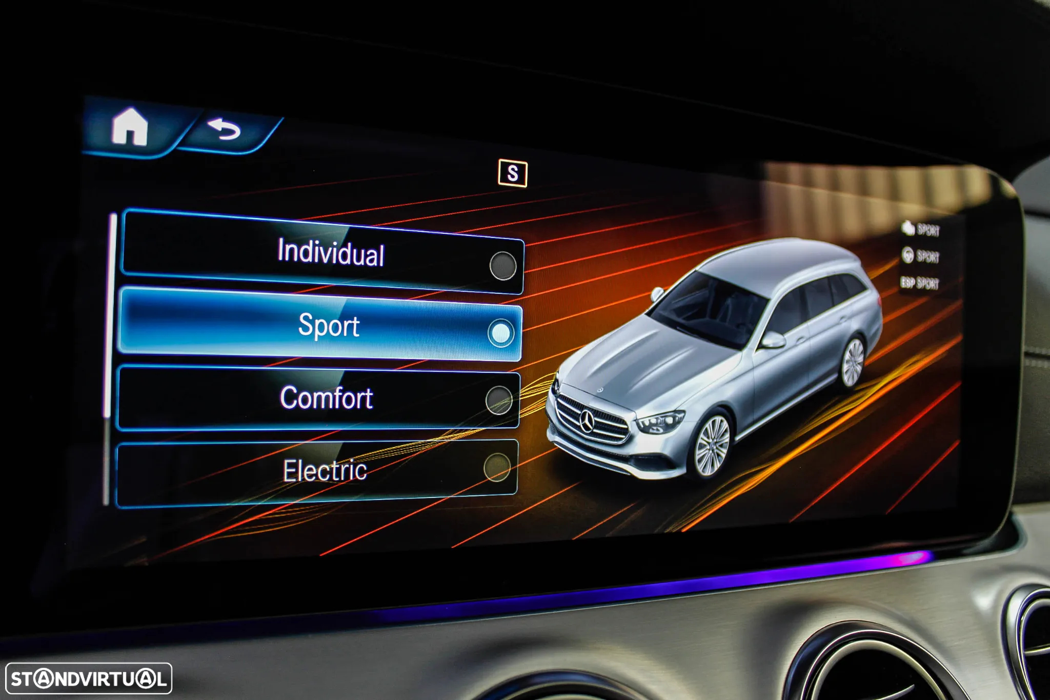Mercedes-Benz E 300 de AMG Line - 39