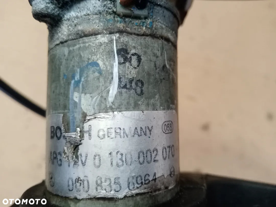 Dodatkowa pompka obiegu wody Mercedes S-Klasa W126 5.0 V8 - 6