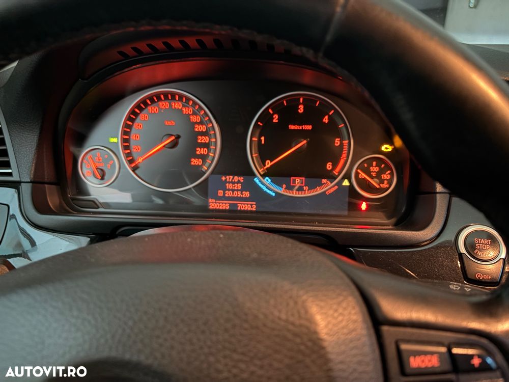 BMW 5 Series 2012 — imagine 7