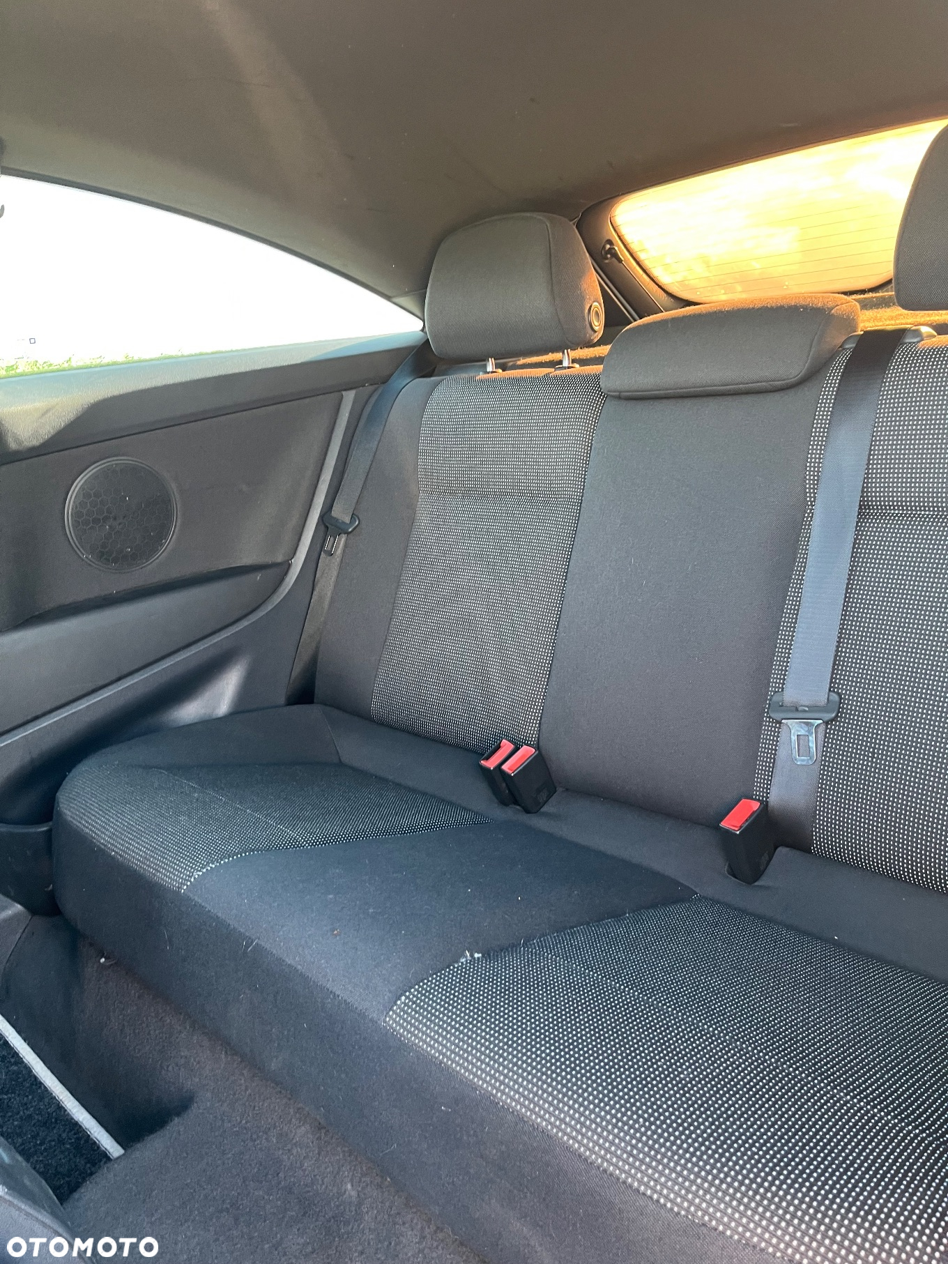 Opel Astra III GTC 1.8 111 - 8