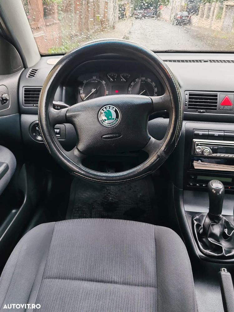 Skoda Octavia Tour 1.9 TDI - 6