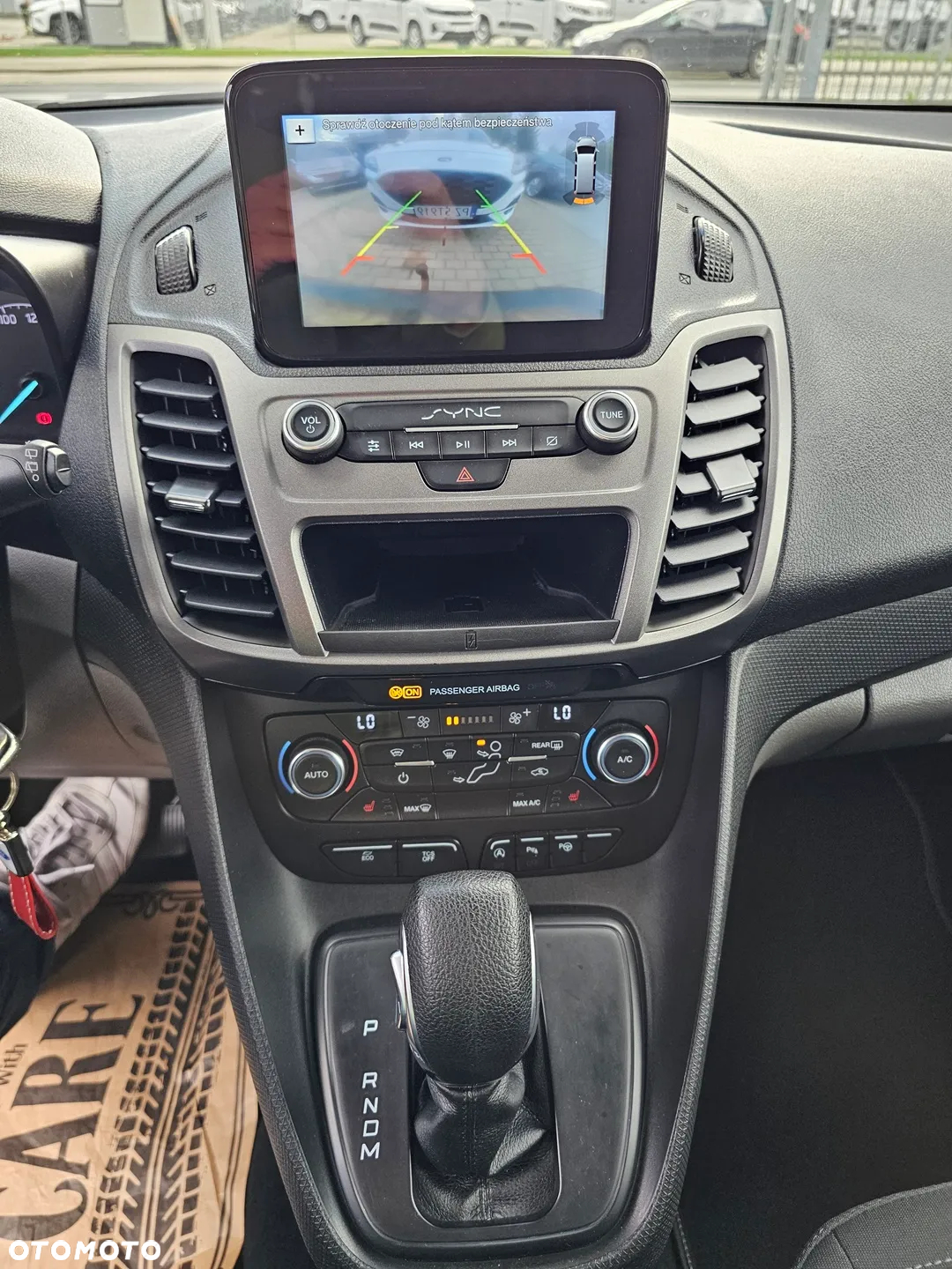 Ford Tourneo Connect Grand - 20