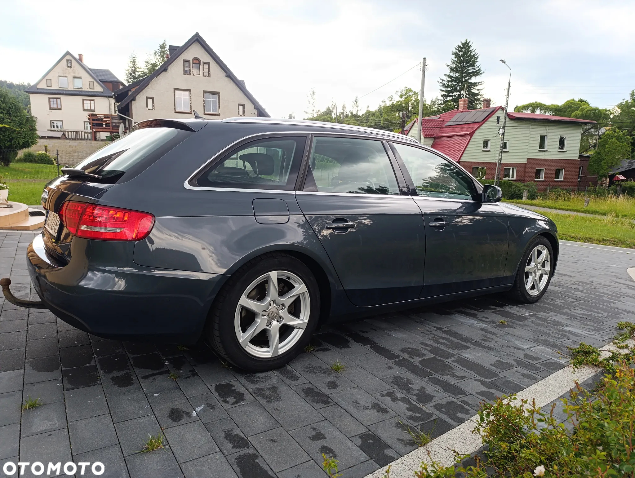 Audi A4 Avant - 4