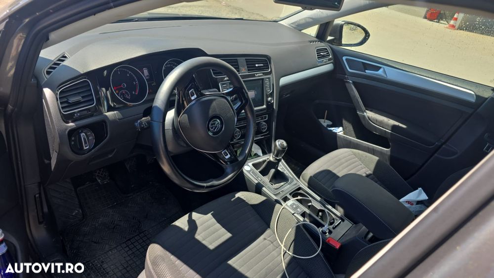 Volkswagen Golf 2.0 TDI 4Motion - 4