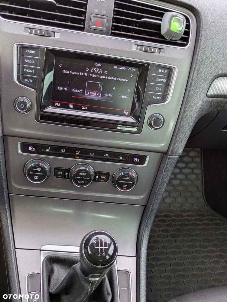 Volkswagen Golf 1.6 TDI BlueMotion Technology Lounge - 7