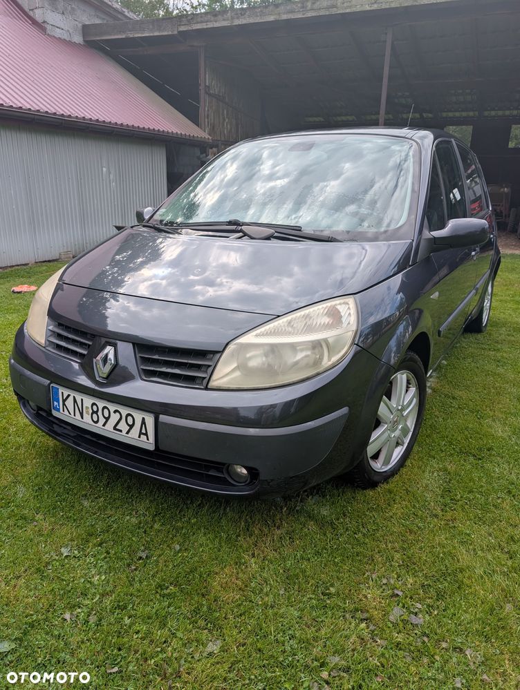 Renault Scenic - 1
